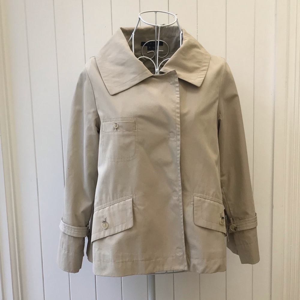 Theory Beige Cropped Trench Jacket